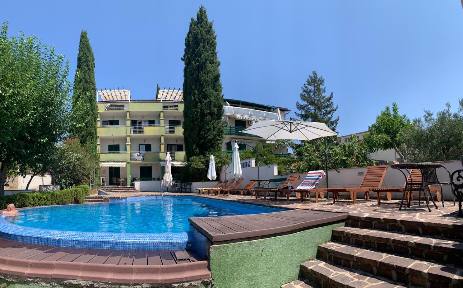 Vila Smirna Sveti Filip i Jakov Kültér fotó