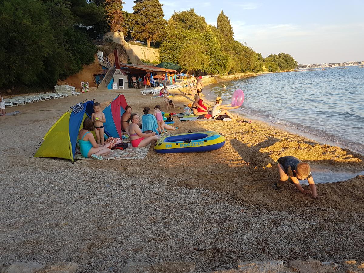 Vila Smirna Sveti Filip i Jakov Kültér fotó